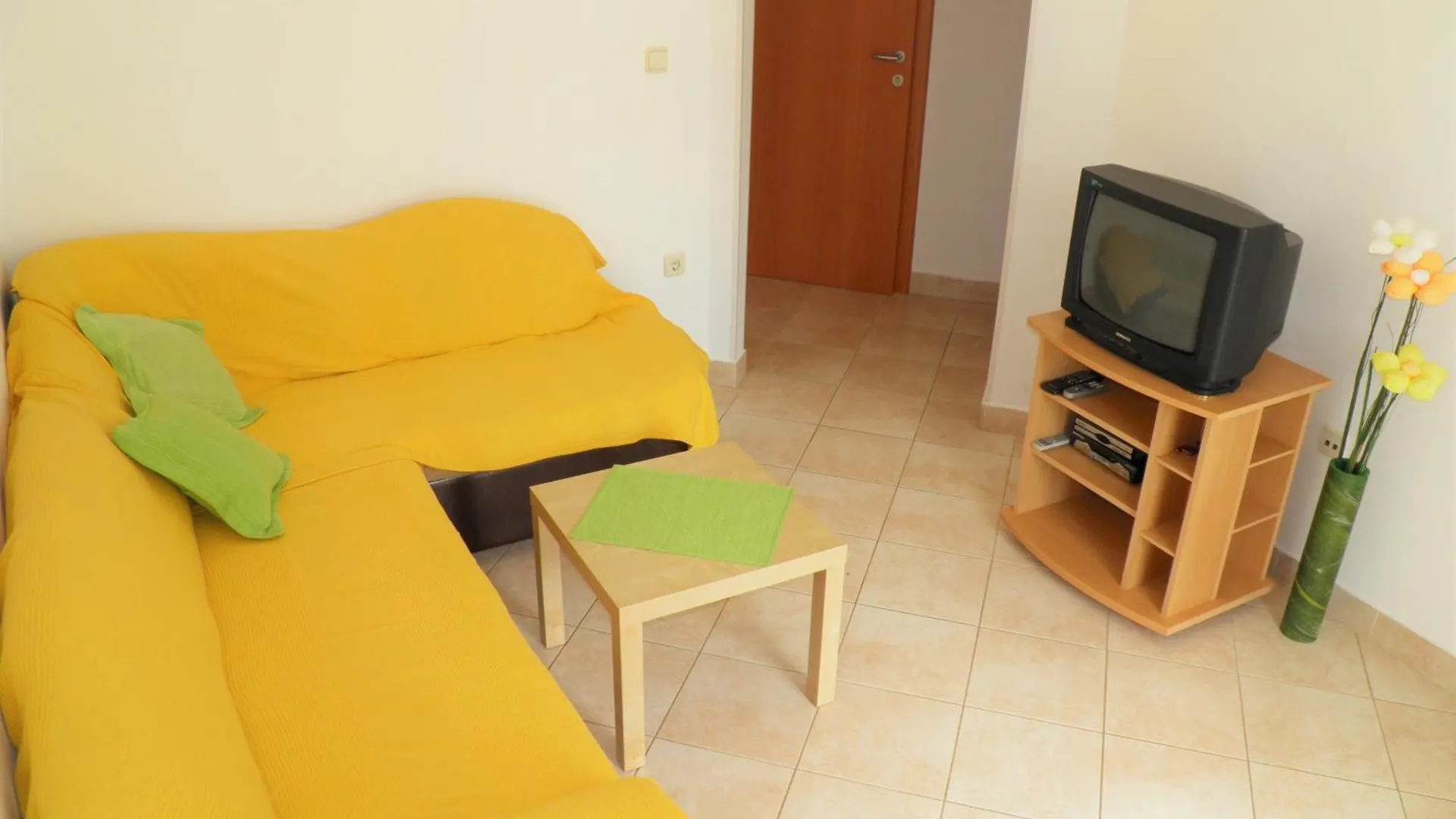 Apartments With A Parking Space Baska, Krk - 19200 Croatia